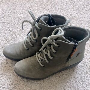 Bogs Women’s Boots